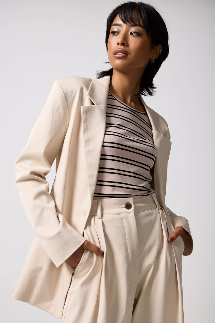 DELIA TAILORED BLAZER