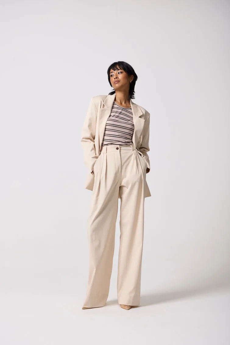 DELIA TAILORED BLAZER