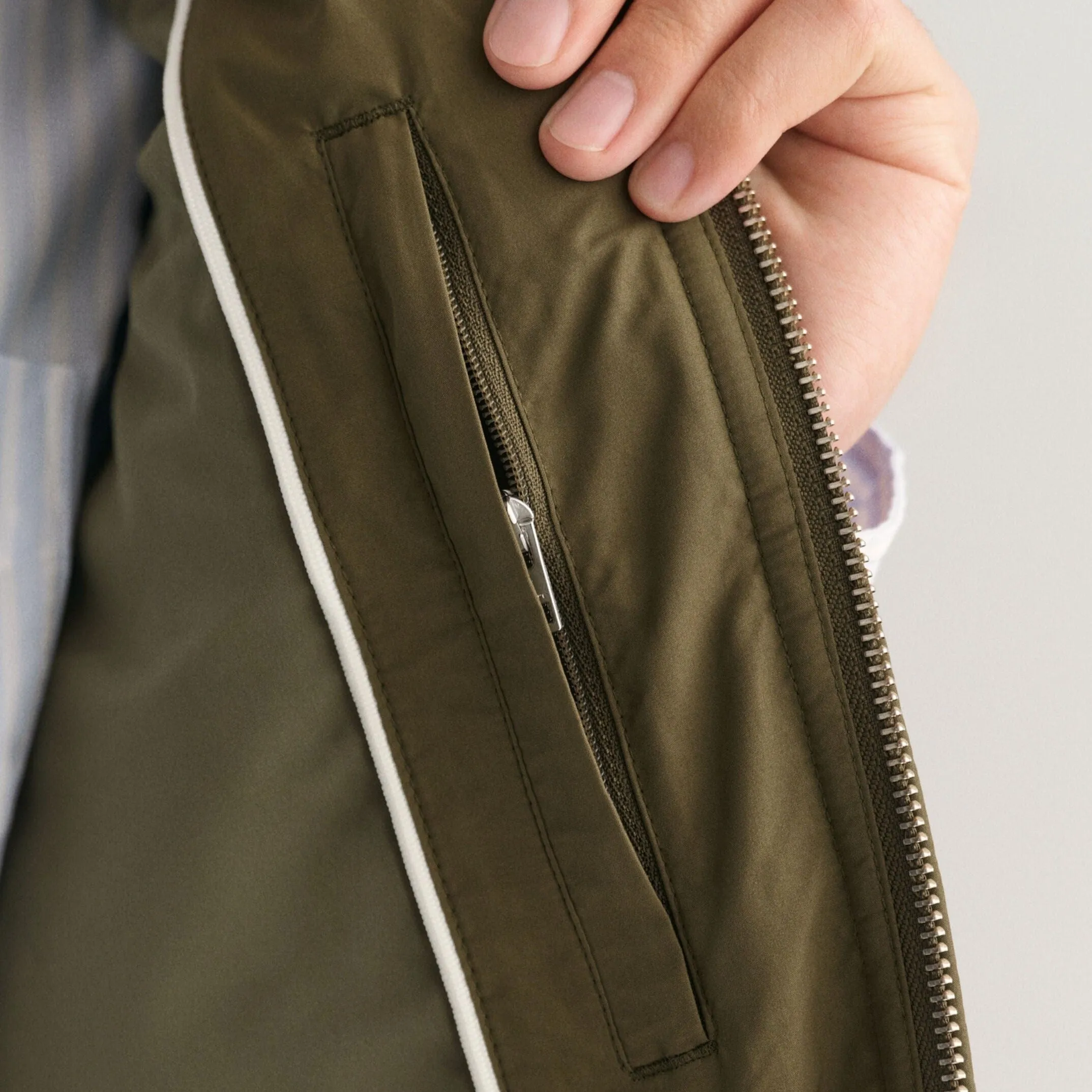 Gant Quilted Windcheater Vest in Juniper Green