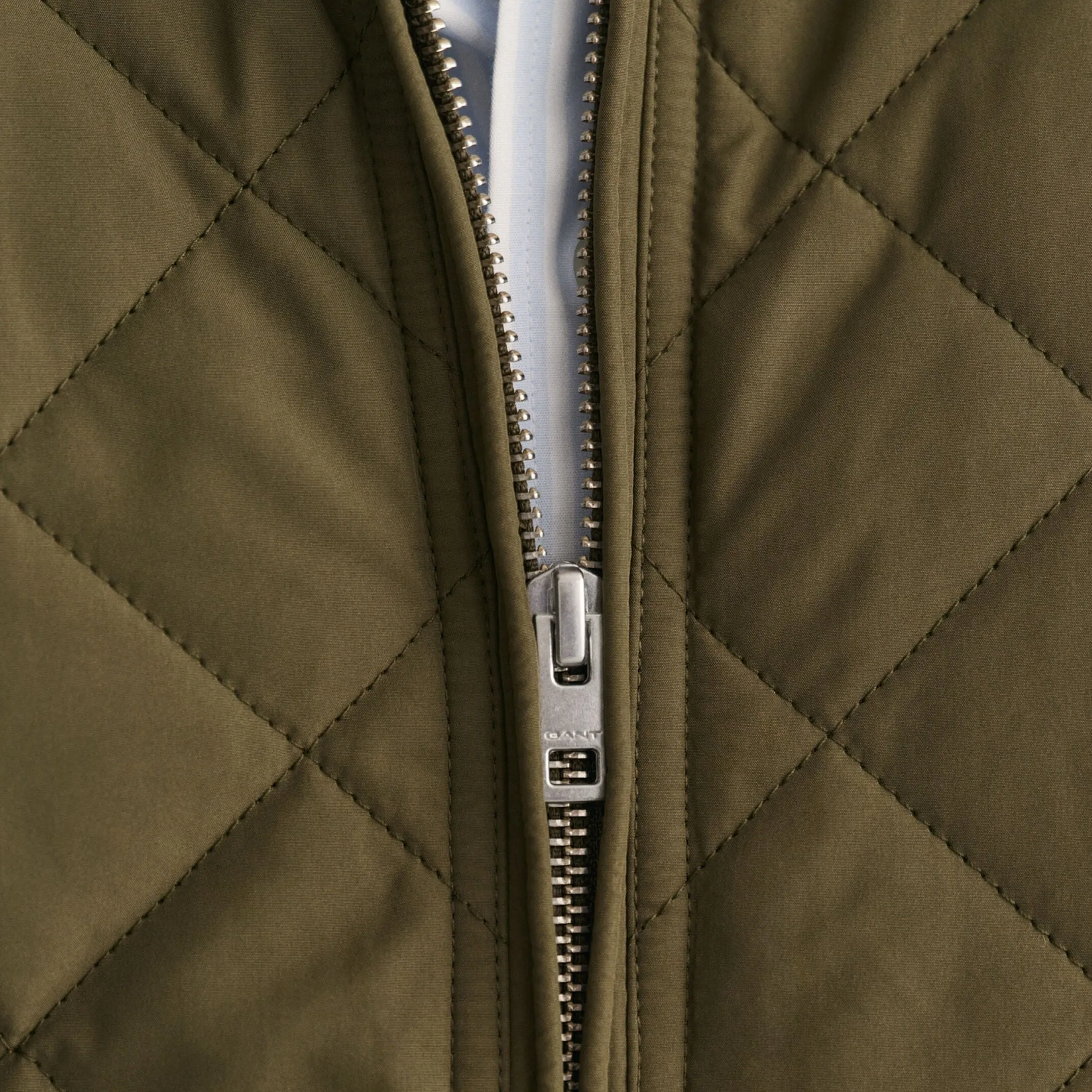 Gant Quilted Windcheater Vest in Juniper Green