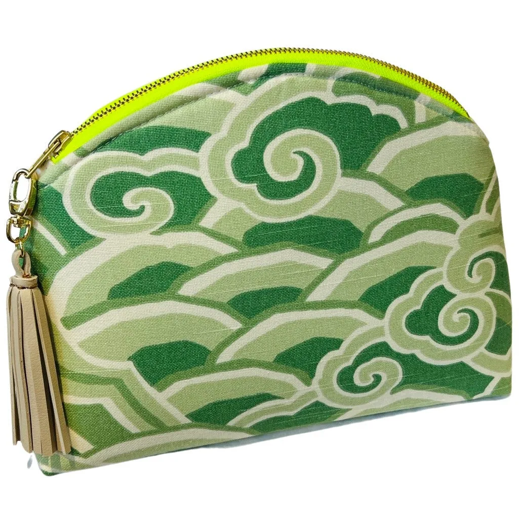 Green Wave Performance Pouch