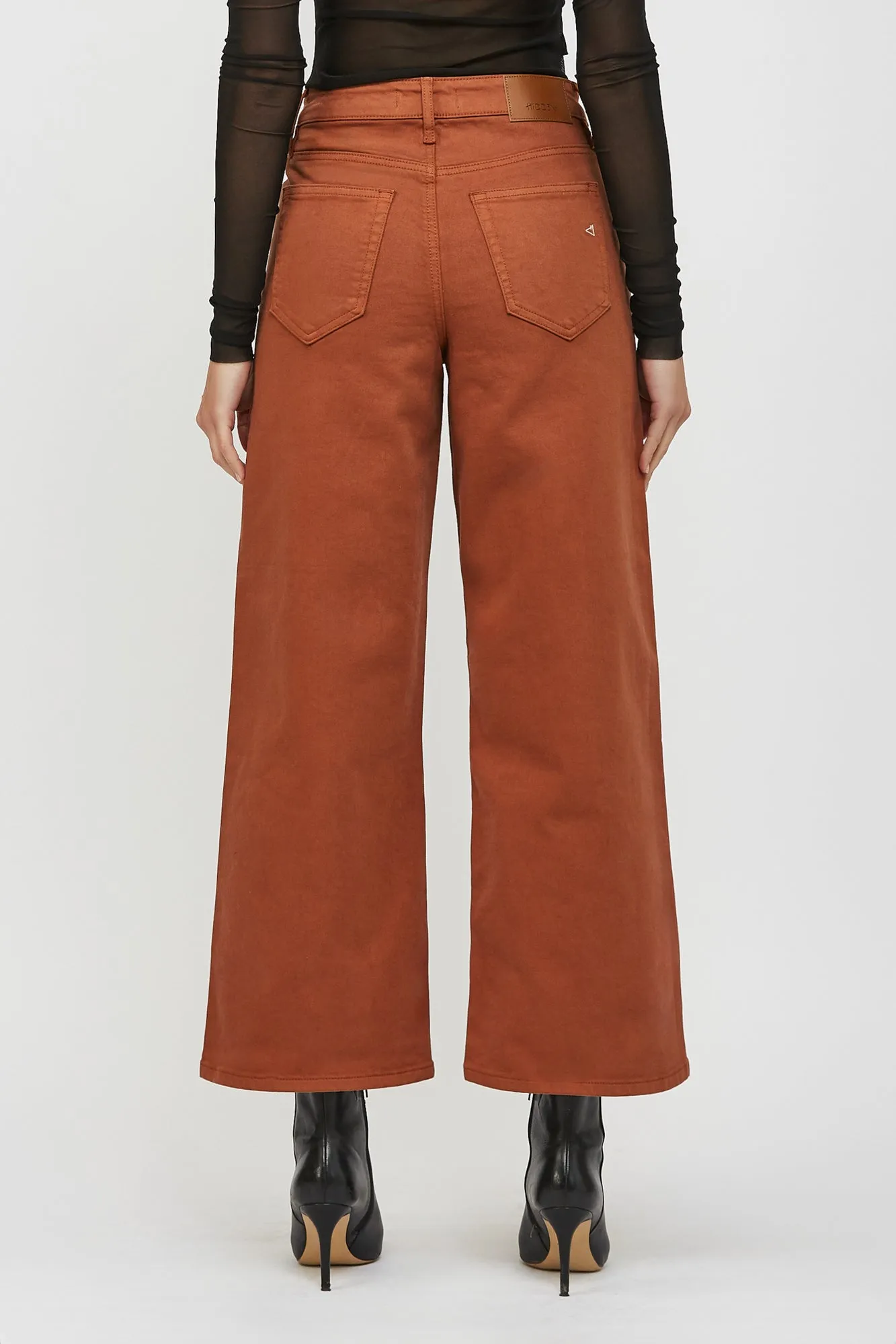 [NORI] Rust Colored Clean Stretch 28" Inseam Wideleg