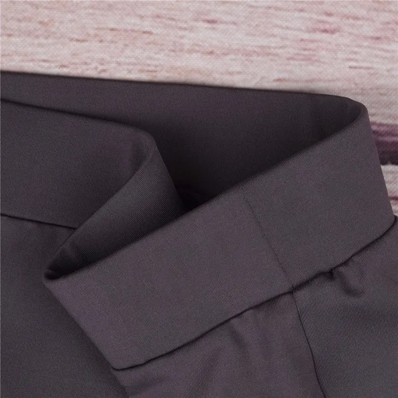 Quick Dry Peek-A-Boo Leggings