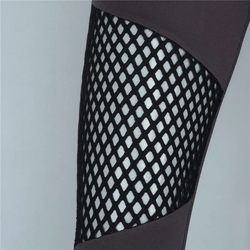 Quick Dry Peek-A-Boo Leggings