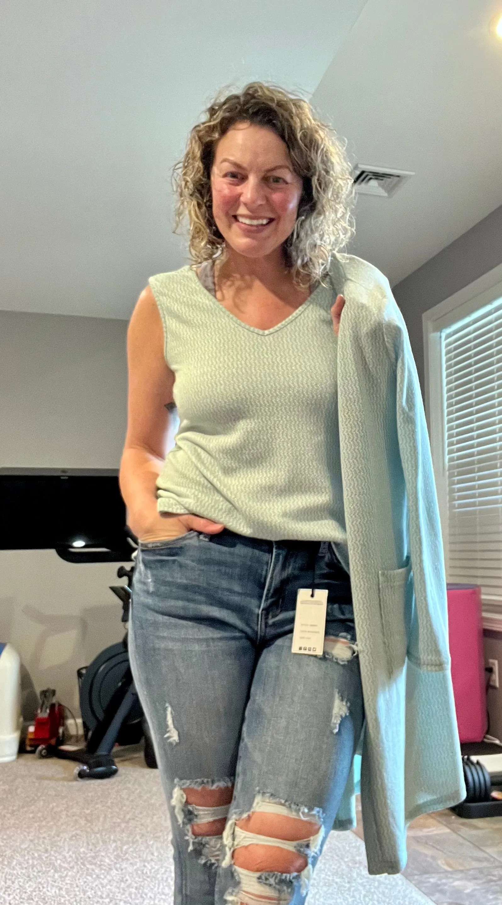 V Cut High Low Tank